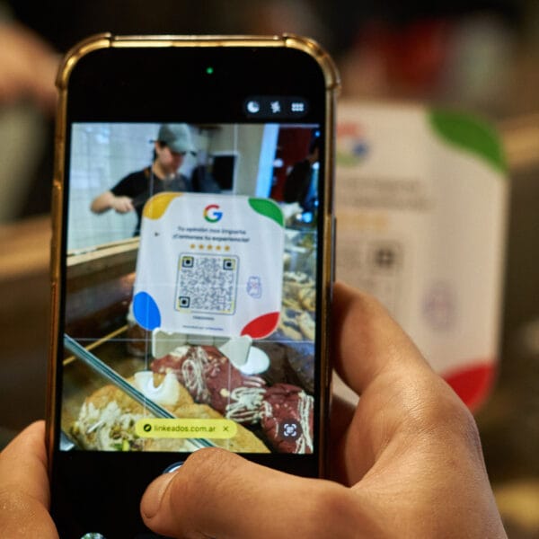 Cartel QR para sumar reseñas en Google